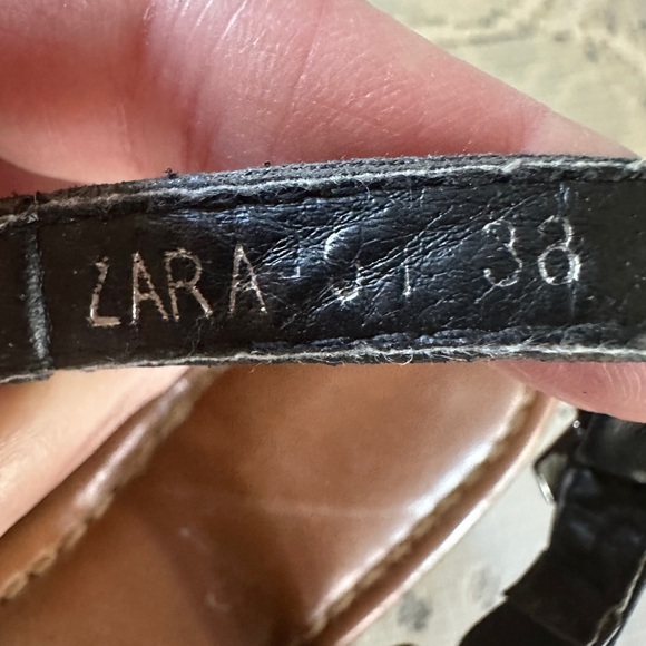 Zara Black and Brown Sandals with Beaded Elegance - Picture 6 of 10